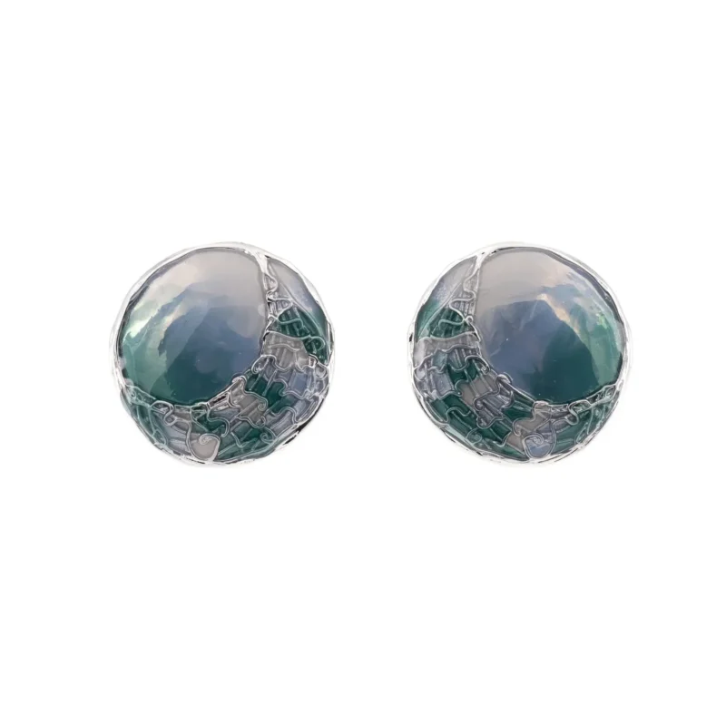 QE3358 univerzum green